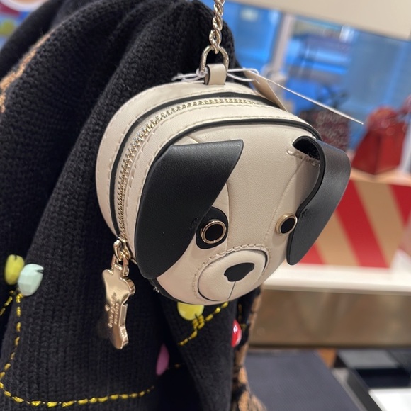 Kate Spade Claude Dog Coin Purse
COLOR:
Multi - Picture 6 of 16